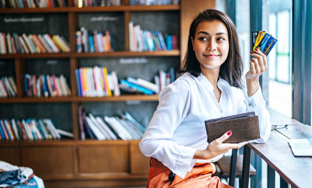 Кредит під викупну