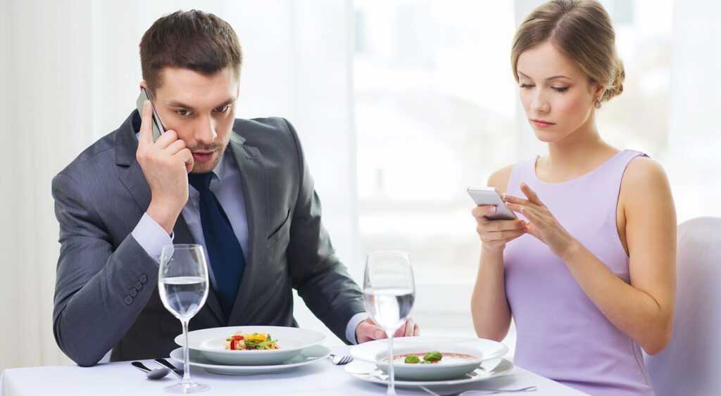 звичка заглядати в телефон