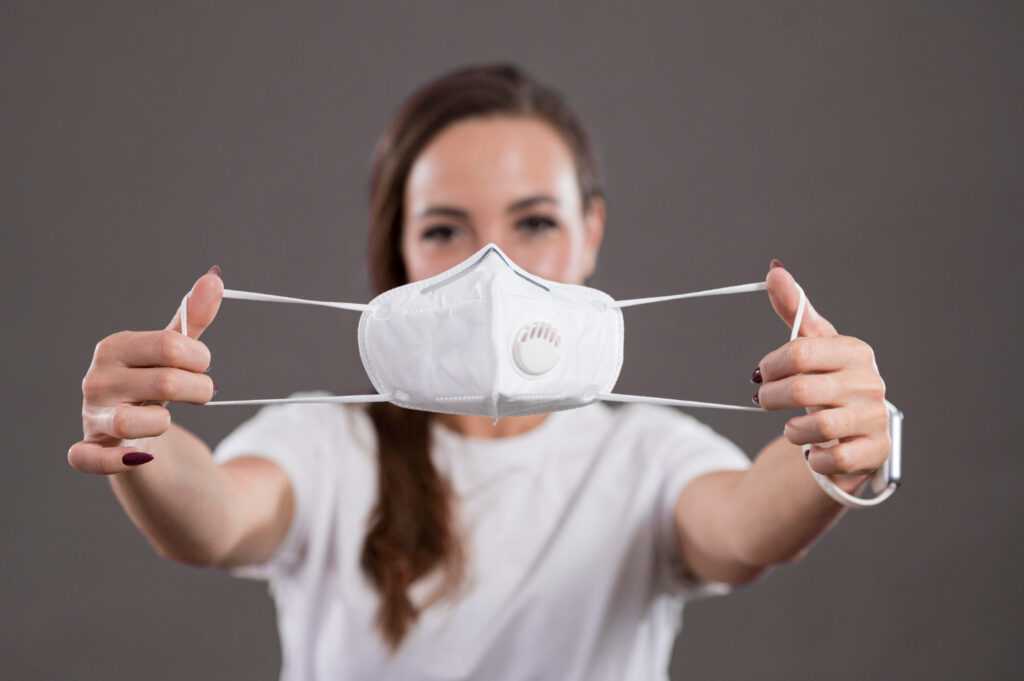 носіння масок перетворюється на справжні тортури