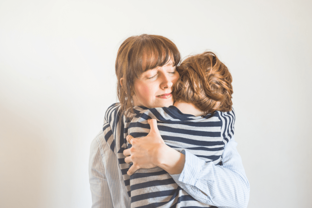 Теория привязанности