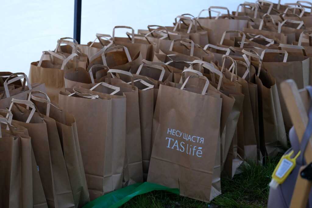 Біг Творить Добро