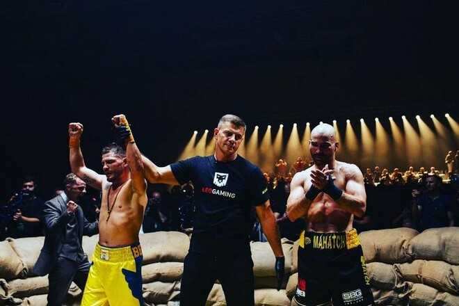 двобій Дениса Берінчика та Артема Лобова