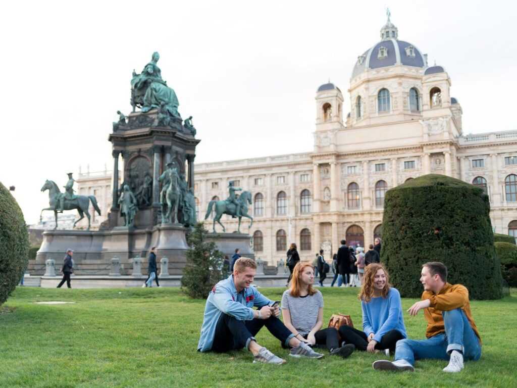 Образование за границей